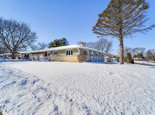 202 Donna St, Cottage Grove, WI 53527