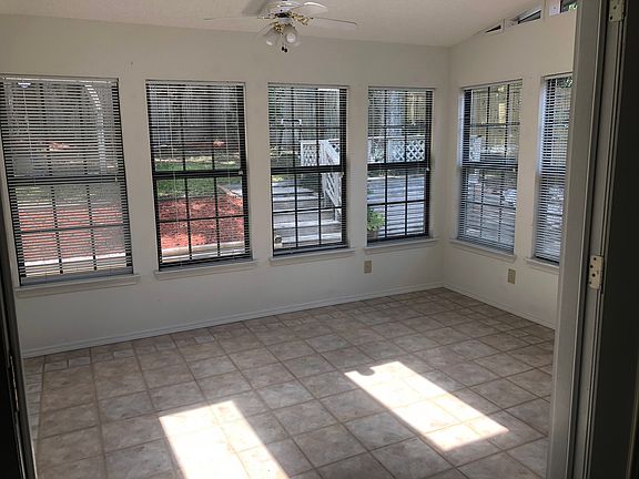 3rd image of 4508 Citadel Dr