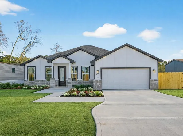 1110 Long Leaf Pine St, Huffman, TX 77336