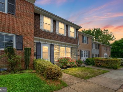 8390 Glastonbury Ct, Annandale, VA, 22003