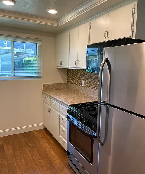2511 Vallejo St — Photo 7