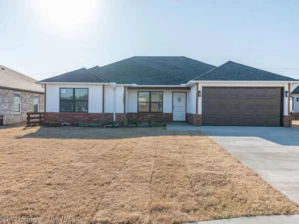 10423 Preston Ct, Fort Smith, AR 72916