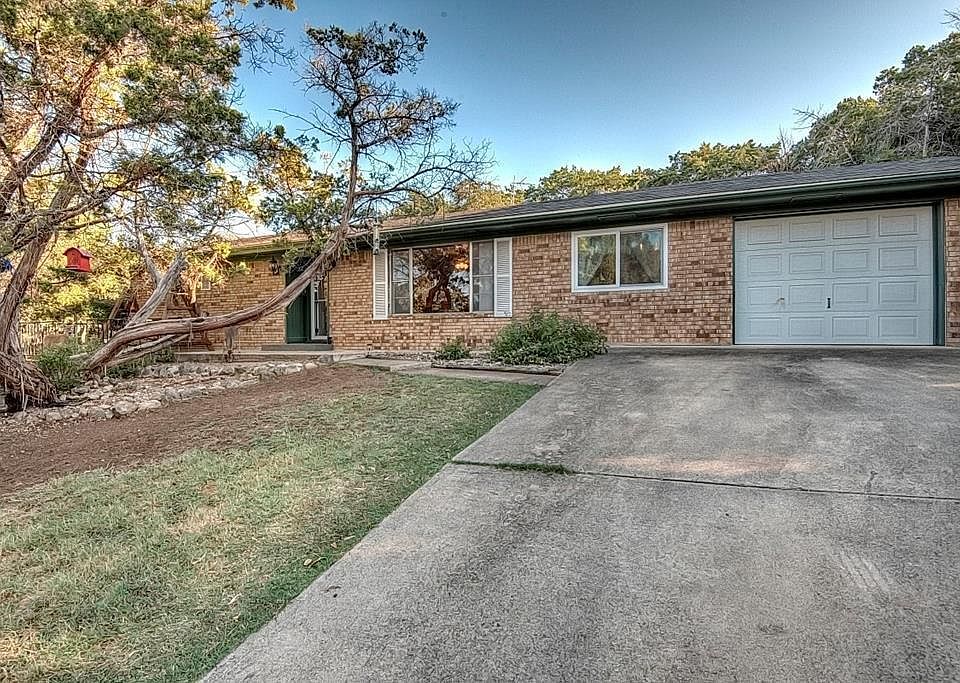 1st image of 1902 Danielle Dr