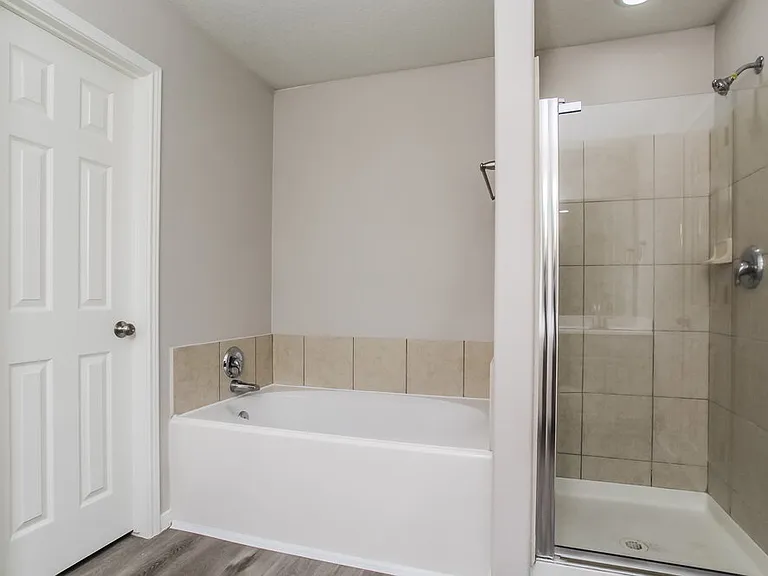 4843 Fair Oak Dale Ln — Photo 12