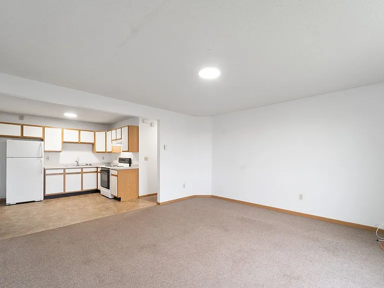 Wild Grove Apartments - College View — Photo 7