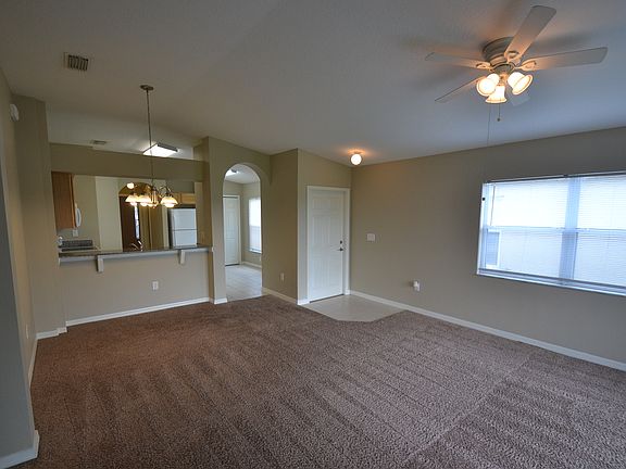 2nd image of 7863 Carriage Pointe Dr