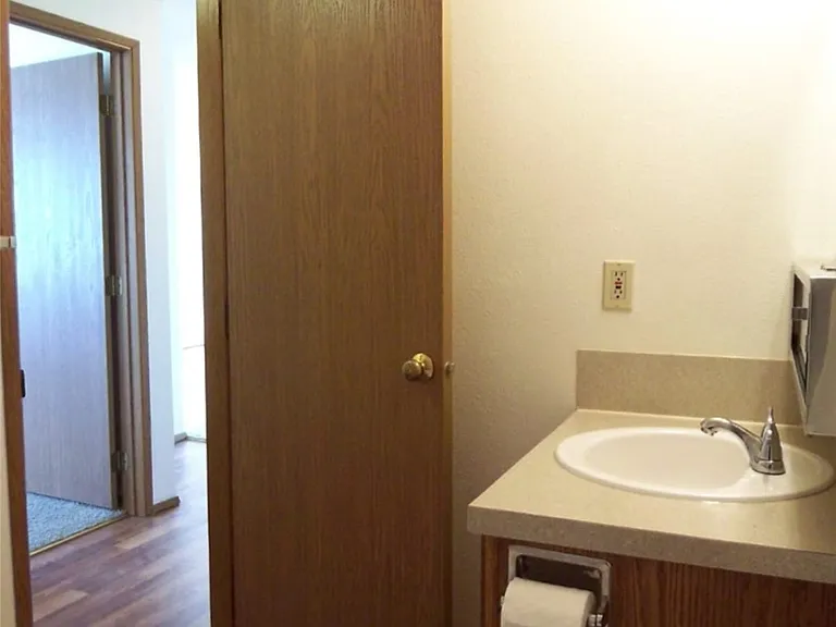 3026 Beacon Ave S #401 — Photo 17