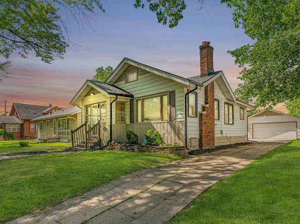 2222 W 3rd St, Waterloo, IA 50701