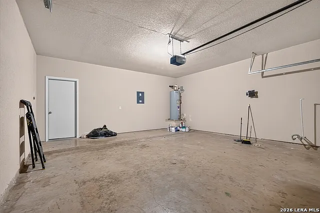 3826 Otono — Photo 29