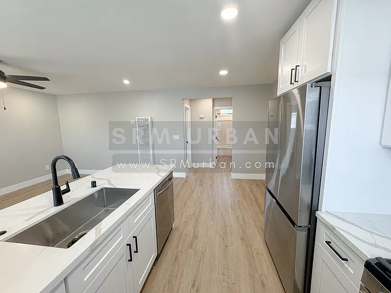 4020 Cherokee Ave #9 — Photo 25