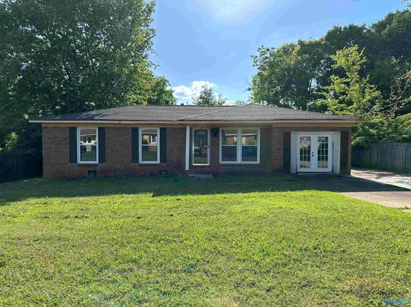 3417 Mimosa Ln NW, Huntsville, AL 35810