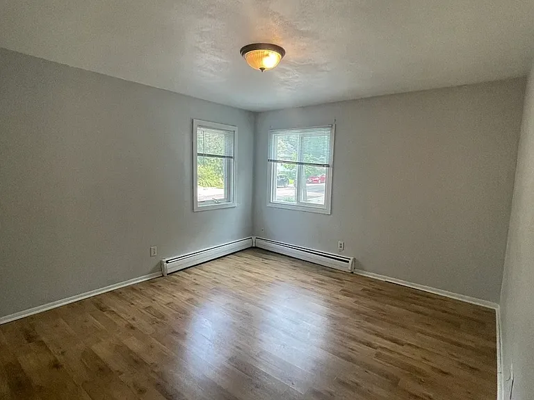 1220 Selby Ave #202 — Photo 9
