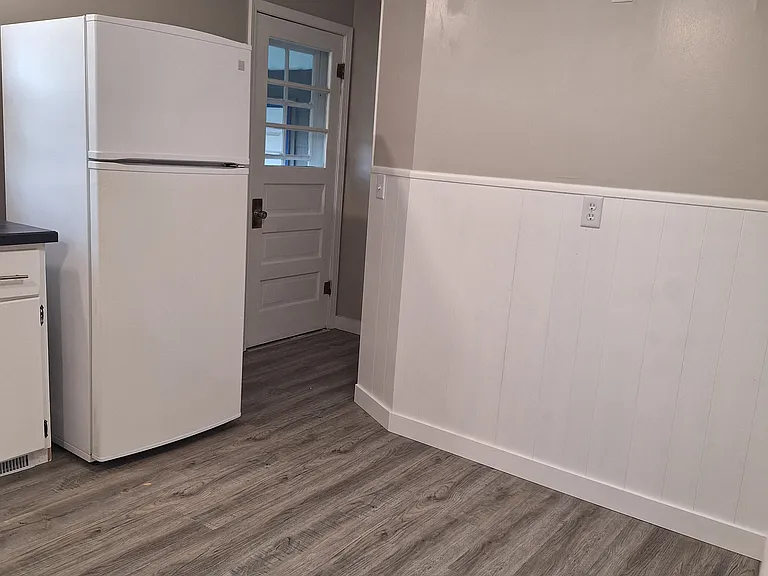 1021 Madison Ave — Photo 3