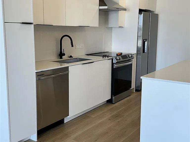 1701 Simond Ave #605 — Photo 4