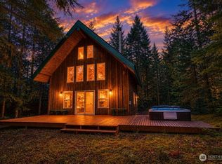 13008 Welcome Rd, Glacier, WA 98244