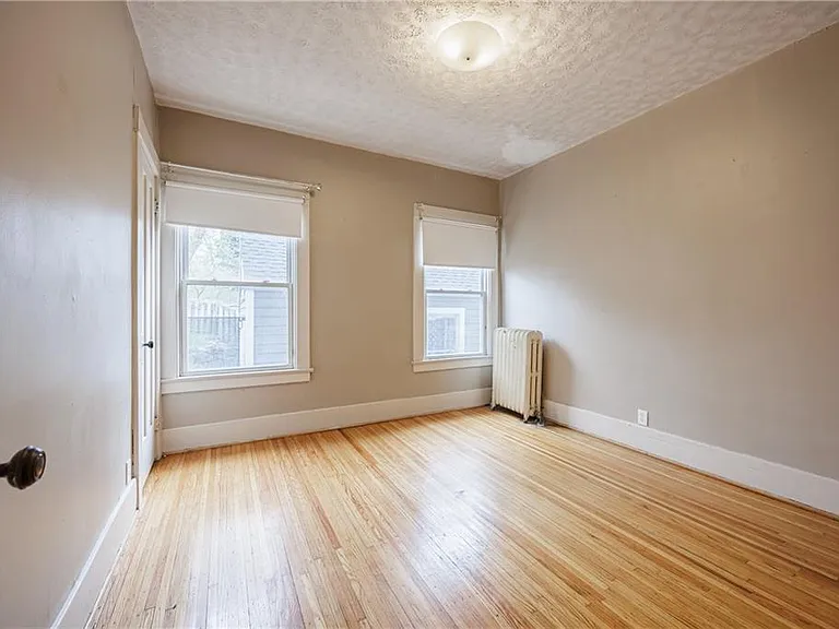 1077 Harvard St #1 — Photo 9