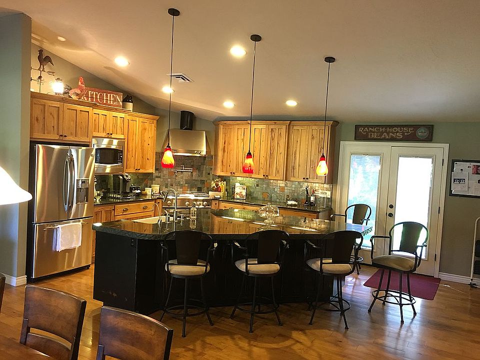 Gourmet Kitchen