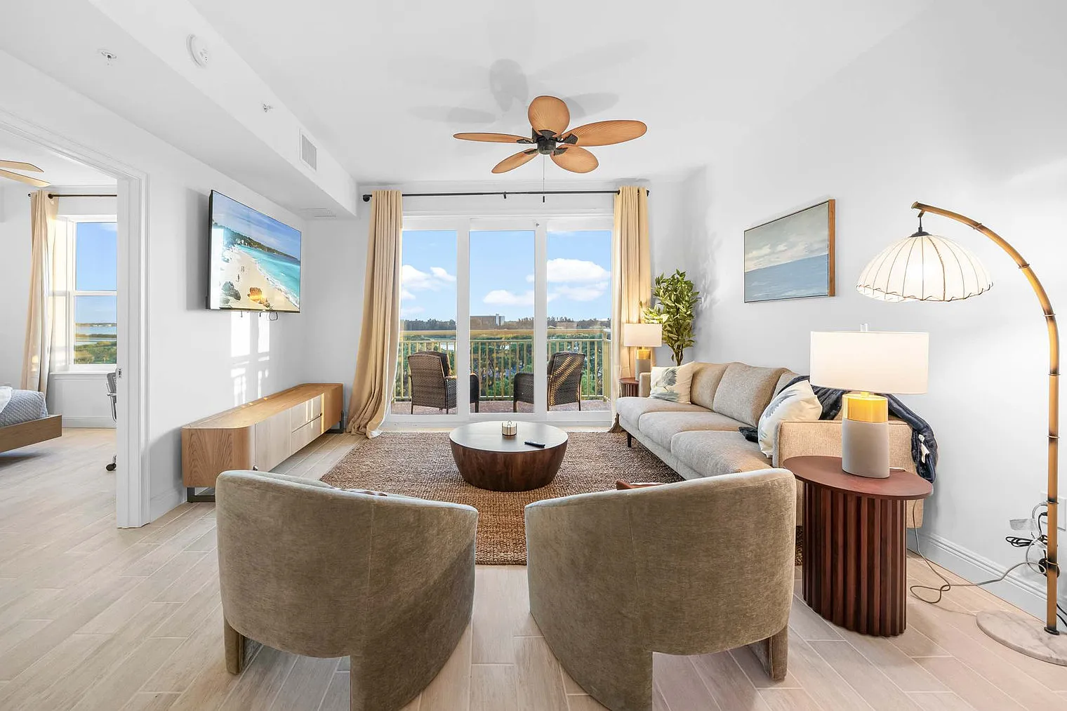 2 bed, 2.0 bath, 1323 sqft, $3,361 — Photo 1