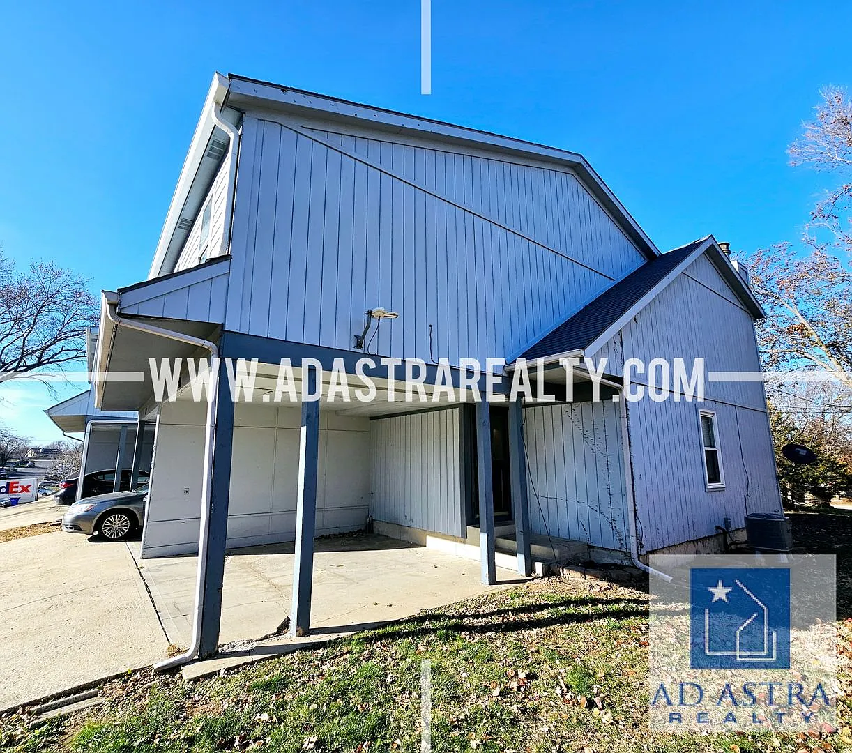 Nice 3 bed 1.5 bath townhouse in Olathe-Coming SOON!! — Photo 3