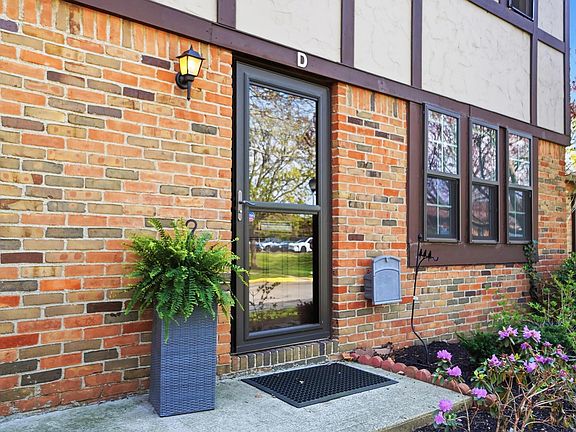 5th image of 673 Olde Towne Ave #16-673D