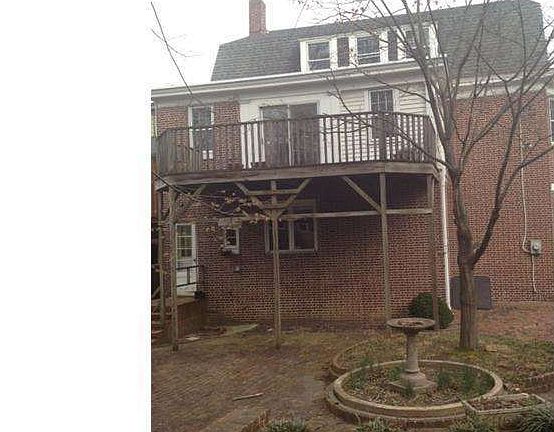2nd image of 1105 N Broom St