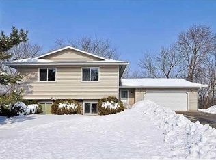 16320 Lake Ridge Dr, Maple Grove, MN 55311