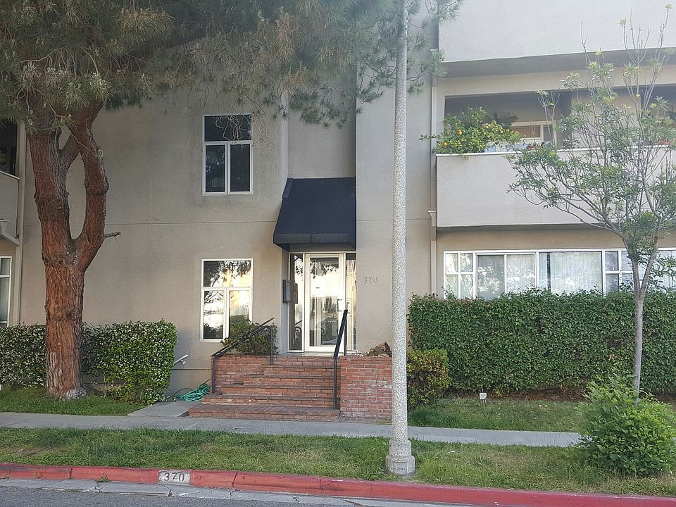 1st image of 370 S Elm Dr