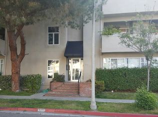 370 S Elm Dr, Beverly Hills, CA 90212