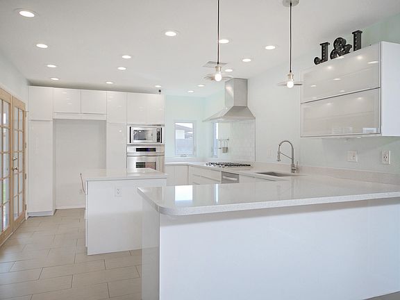 4th image of 12637 N 28th Pl
