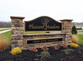 8 Arborwood Dr, Lancaster, NY 14086