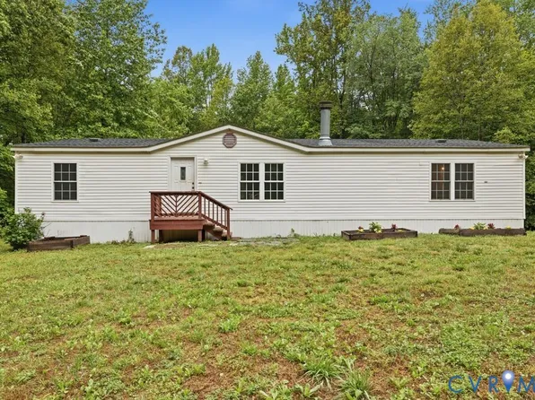 149 Pervall Dr, Cartersville, VA 23027