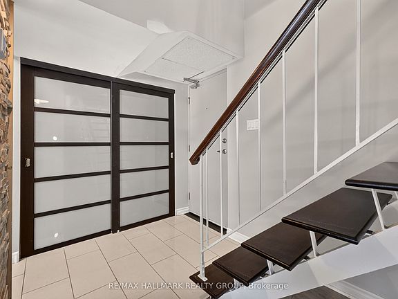 5th image of 12 Corkstown Rd #103