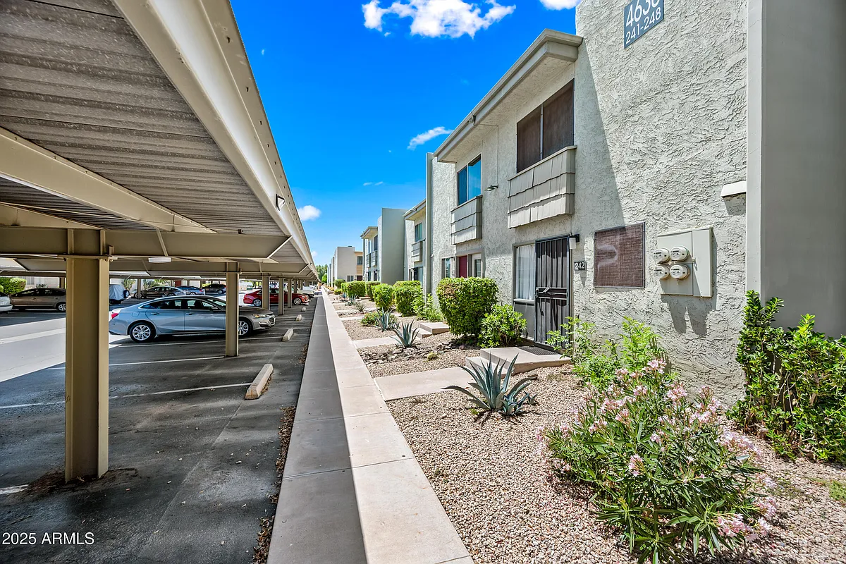 Building Photo - 4630 N 68th St #242
