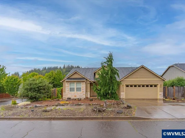 911 Ike Mooney Rd NE, Silverton, OR 97381