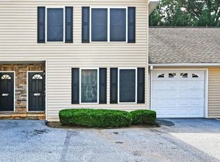 1142 E Lee Rd, Taylors, SC 29687