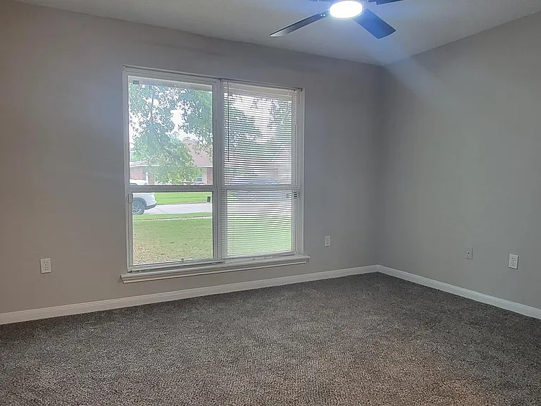 Large Primary Bedroom