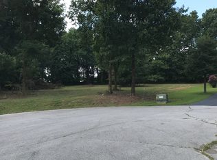 Soaring Hawk Dr, Joplin, MO 64801