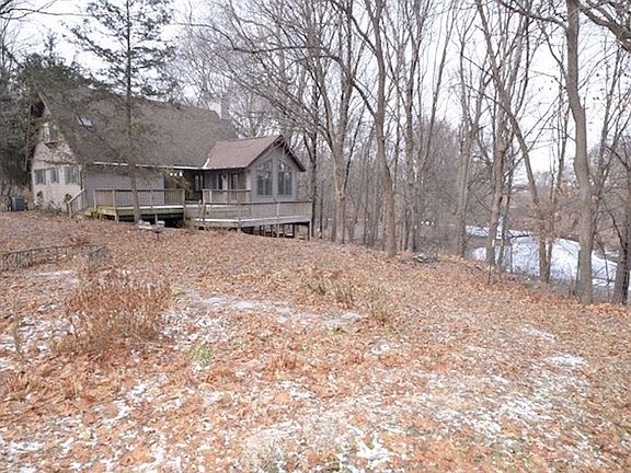 2nd image of 101 Bluff Dr