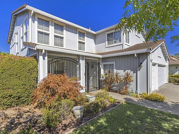 3rd image of 152 Hawkesbury Way