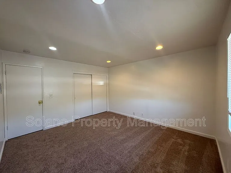 409 Taylor St #8 — Photo 9