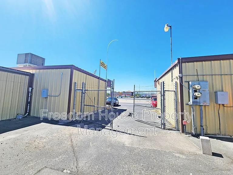 191 S Frontage Rd #102 — Photo 10