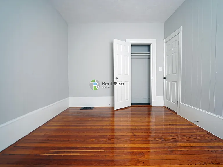 104 Murdock St #2 — Photo 8