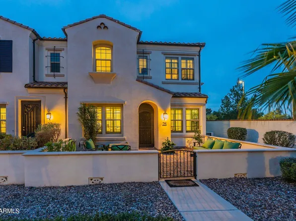 2477 W MARKET Place #28, Chandler, AZ 85248