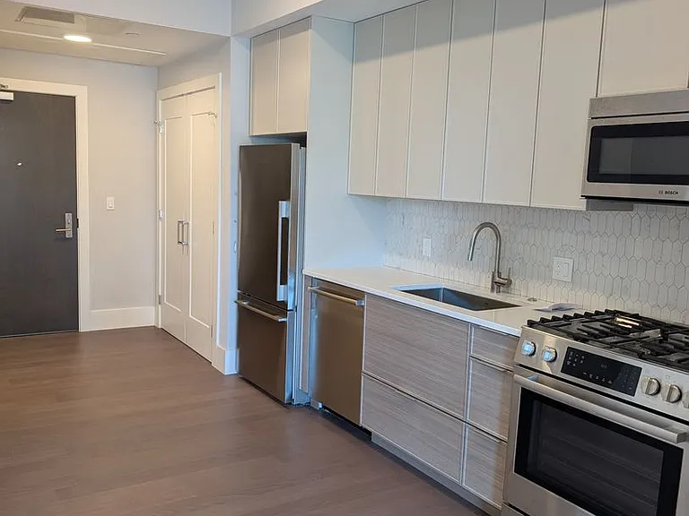 3193 Washington Street — Photo 93
