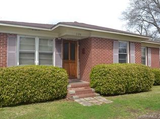 504 W Elliott St, Chester, SC 29706