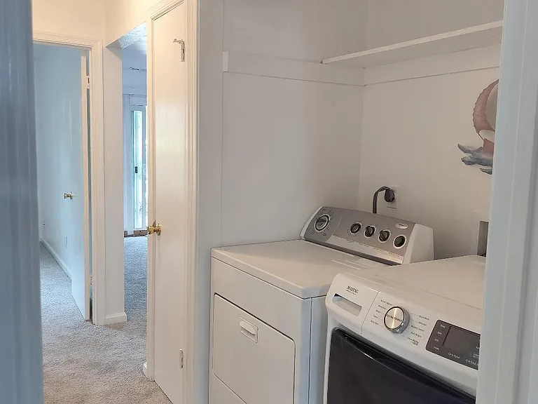 500 Barberton Dr — Photo 17
