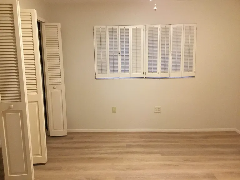 4518 Linwood St — Photo 28
