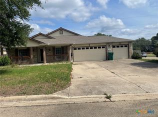 101 E Running Wolf Trl, Harker Heights, TX 76548