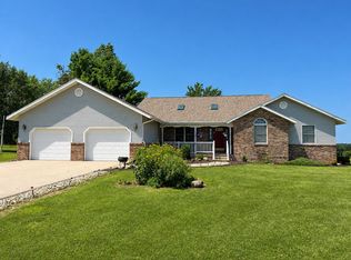 31-5 Medinah Dr, Lanark, IL 61046