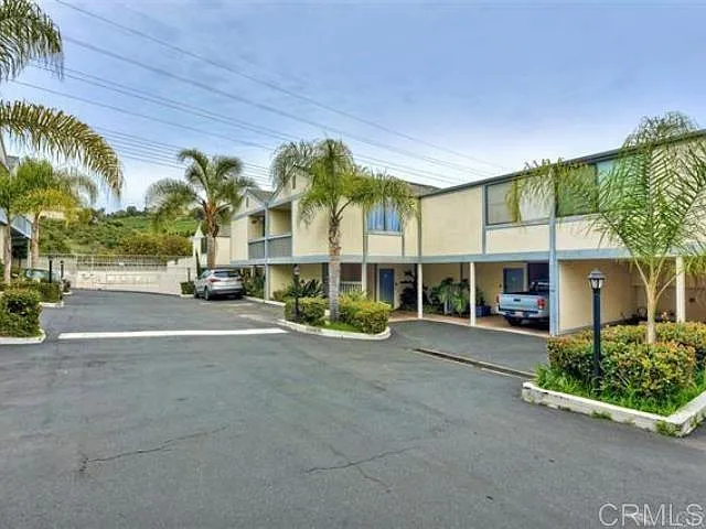 2388 Altisma Way #L-11 — Photo 3